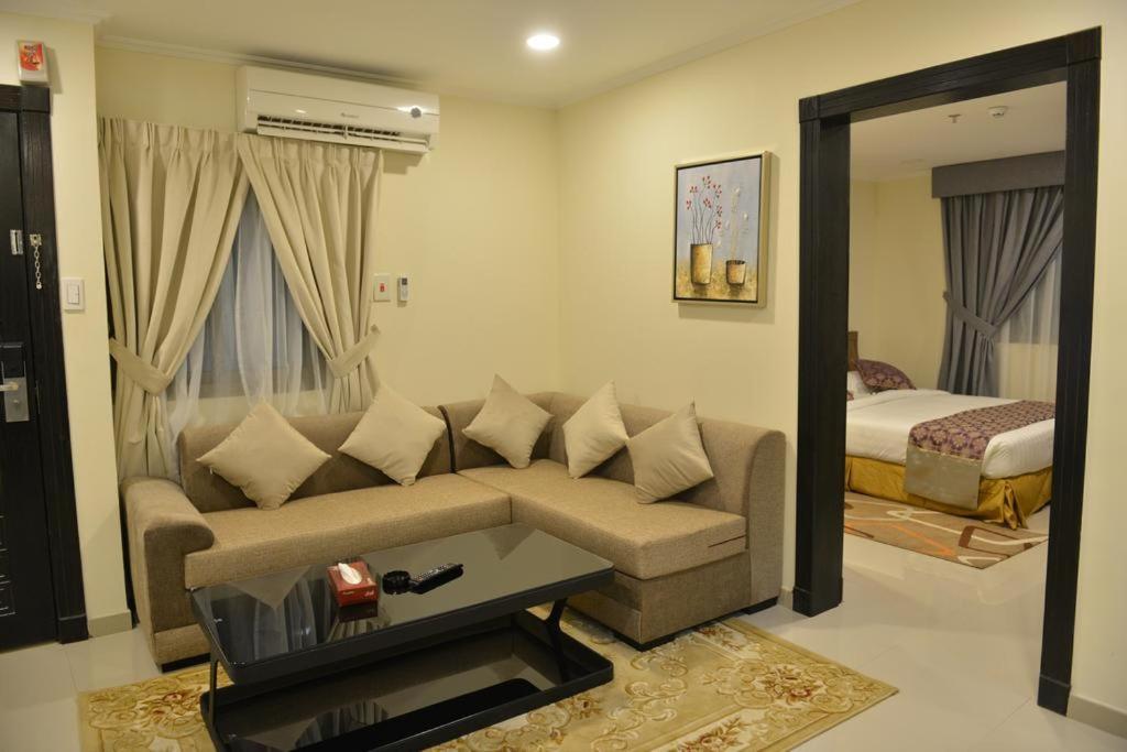 Burj Alawal Hotell Al Al Jubail Exteriör bild