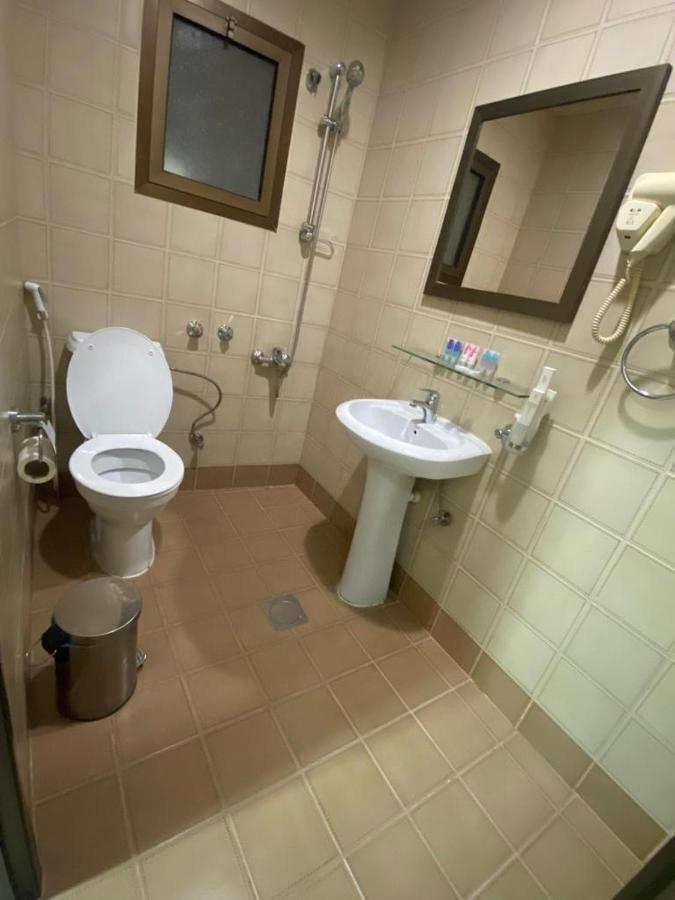 Burj Alawal Hotell Al Al Jubail Exteriör bild